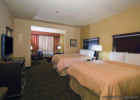 Comfort Suites Arlington - Entertainment District Room photo